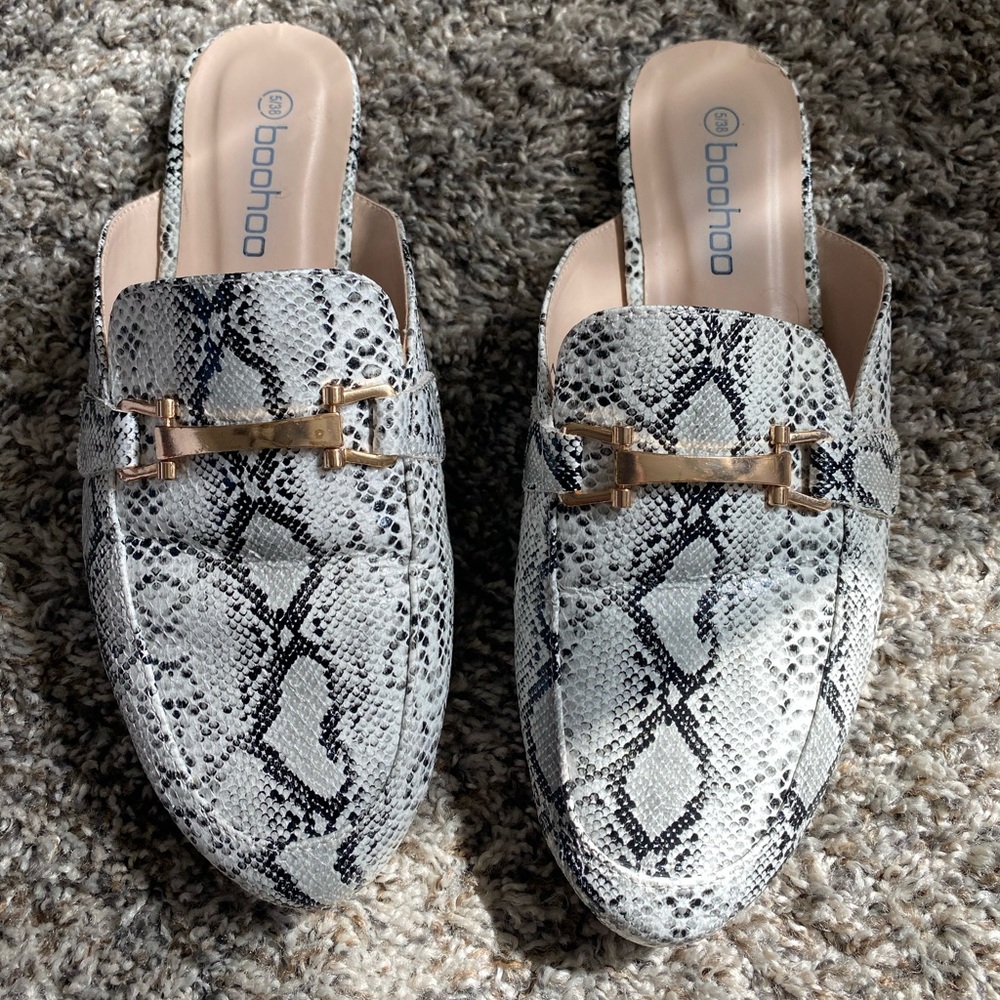 Snake print slides